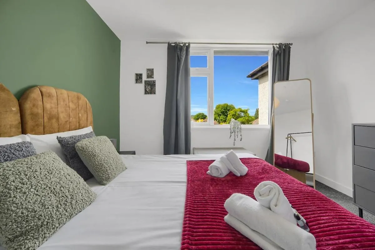 Stylish & Modern Apartment - Free Parking - Wifi Cardiff 0*,