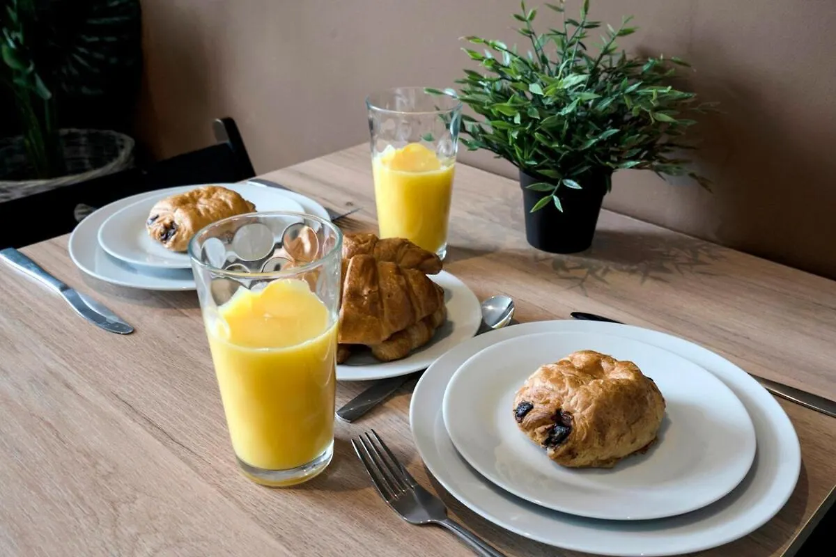 Stylish & Modern Apartment - Free Parking - Wifi Cardiff